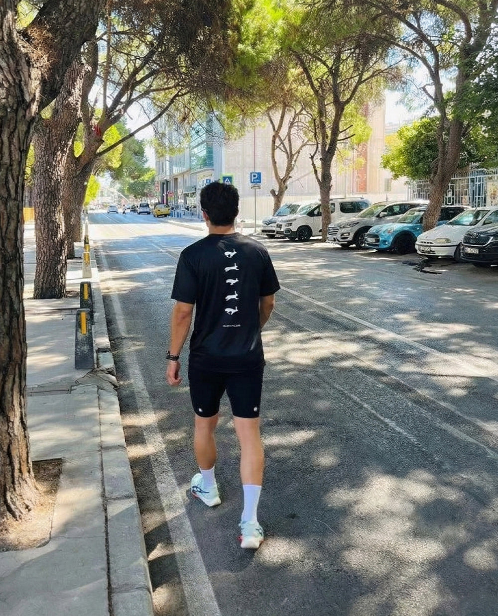 Hare Tee